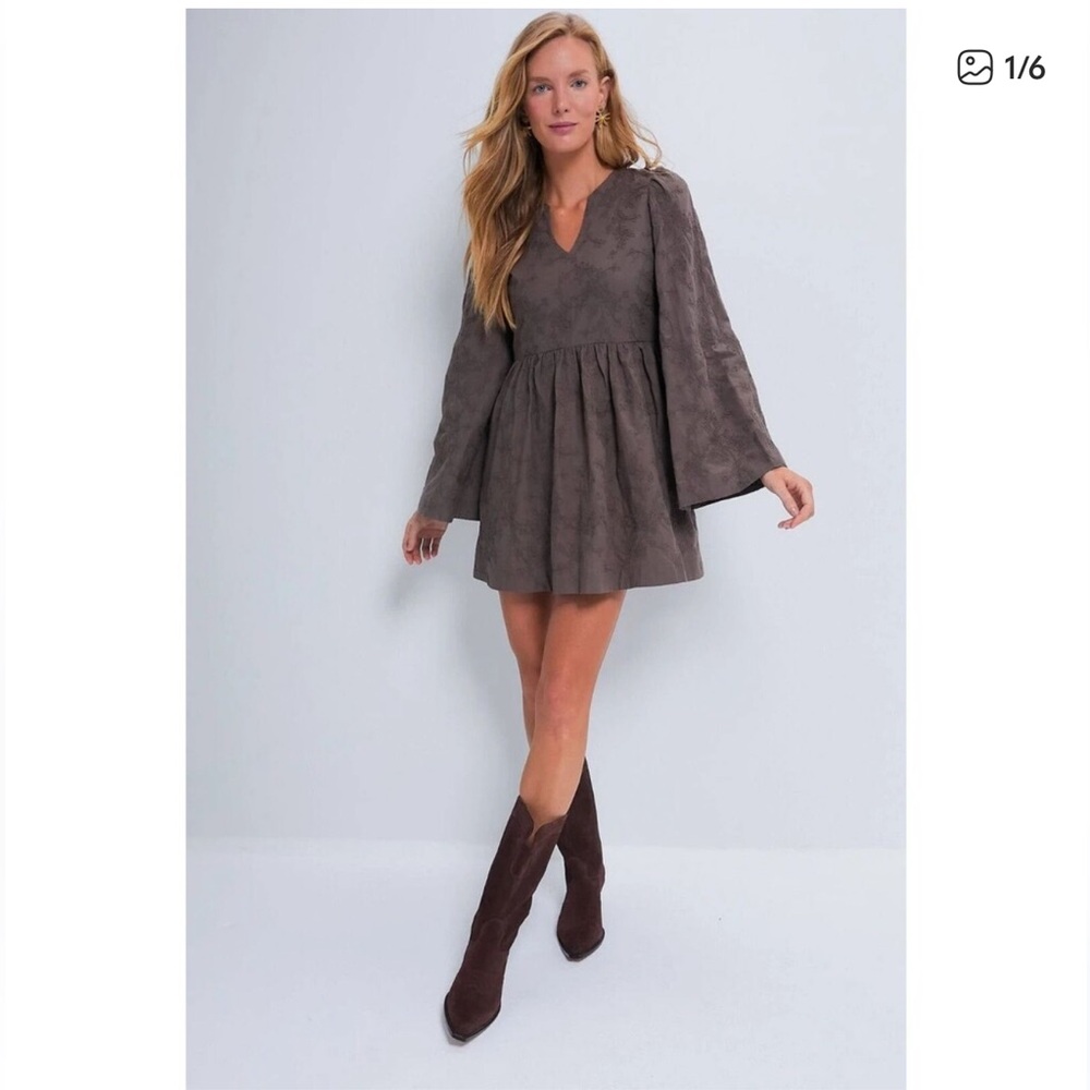 NWT Tuckernuck| Hyacinth House Textured Becca Bell-Sleeves Mini Dress XL